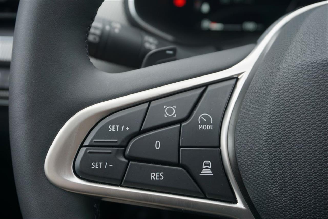 Renault ARKANA Arkana 1.3 TCe mHEV Techno EDC 2025