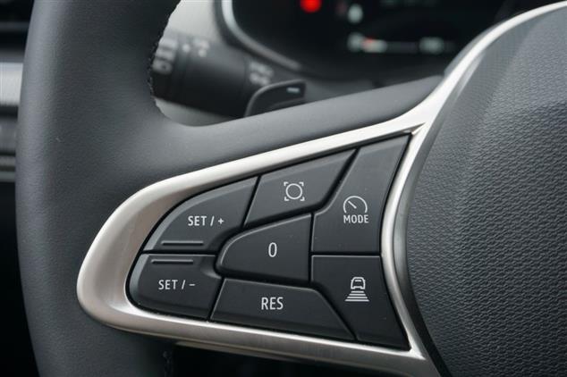 Renault ARKANA Arkana 1.3 TCe mHEV Techno EDC 2025