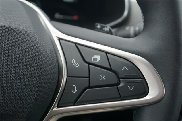 Renault ARKANA Arkana 1.3 TCe mHEV Techno EDC 2025