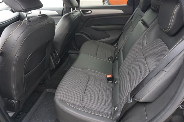Renault ARKANA Arkana 1.3 TCe mHEV Techno EDC 2025