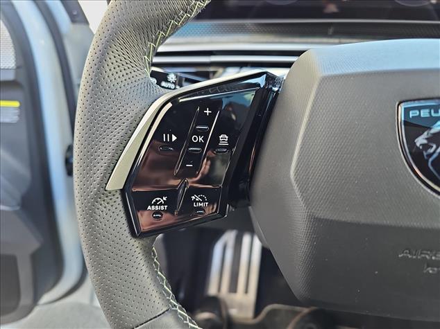 Peugeot 3008 3008 1.2 PureTech mHEV GT Exclusive e-DCS6 2025