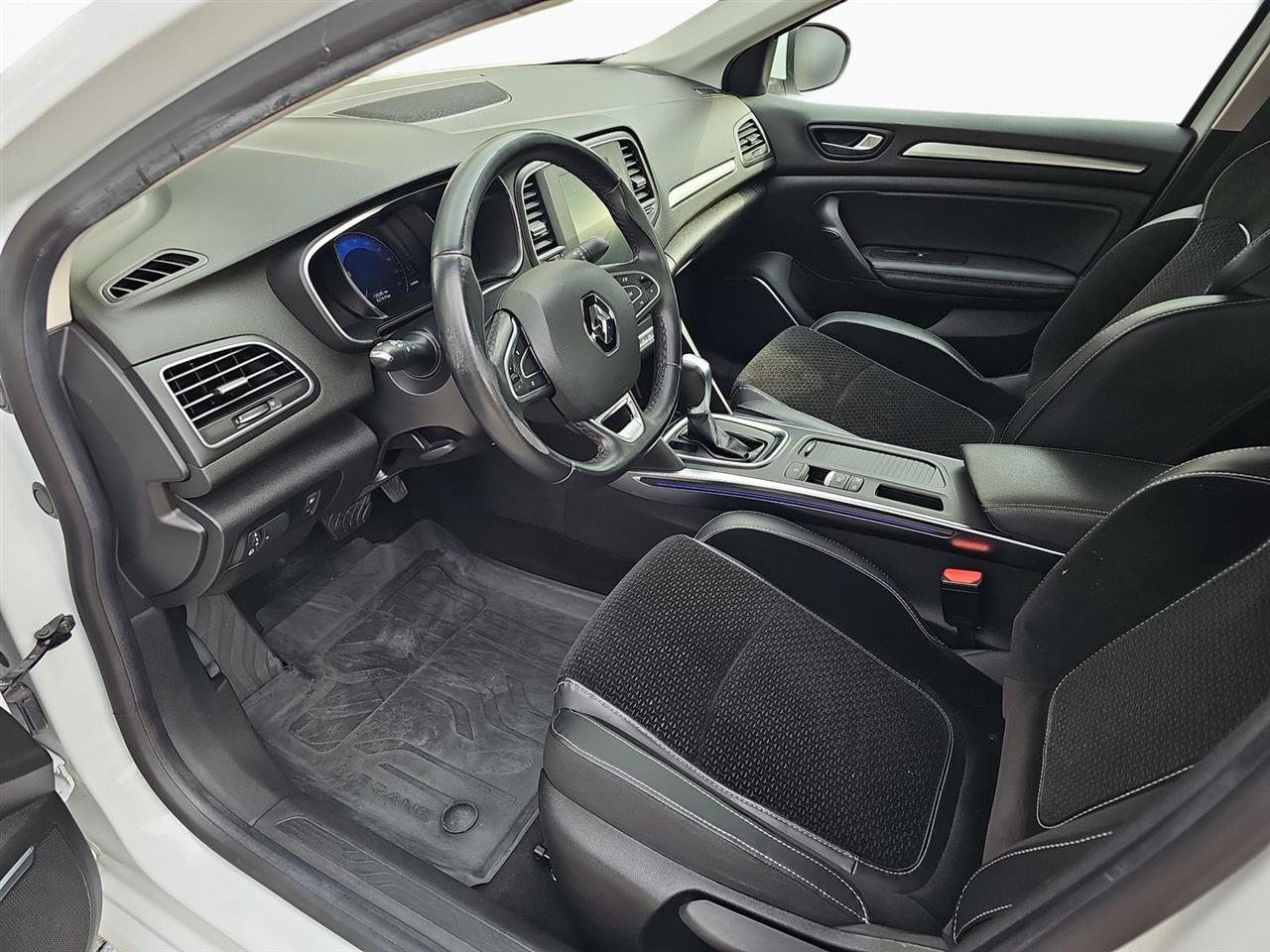 Renault MEGANE Megane 1.5 Blue dCi Intens EDC 2020