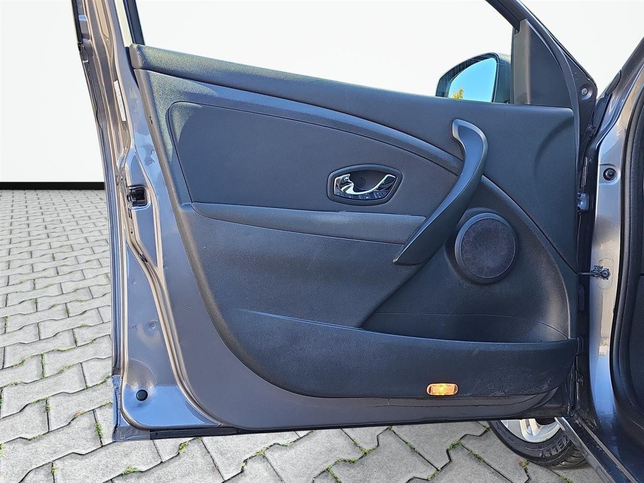 Renault MEGANE Megane 1.2 16V TCE Energy Dynamique 2013