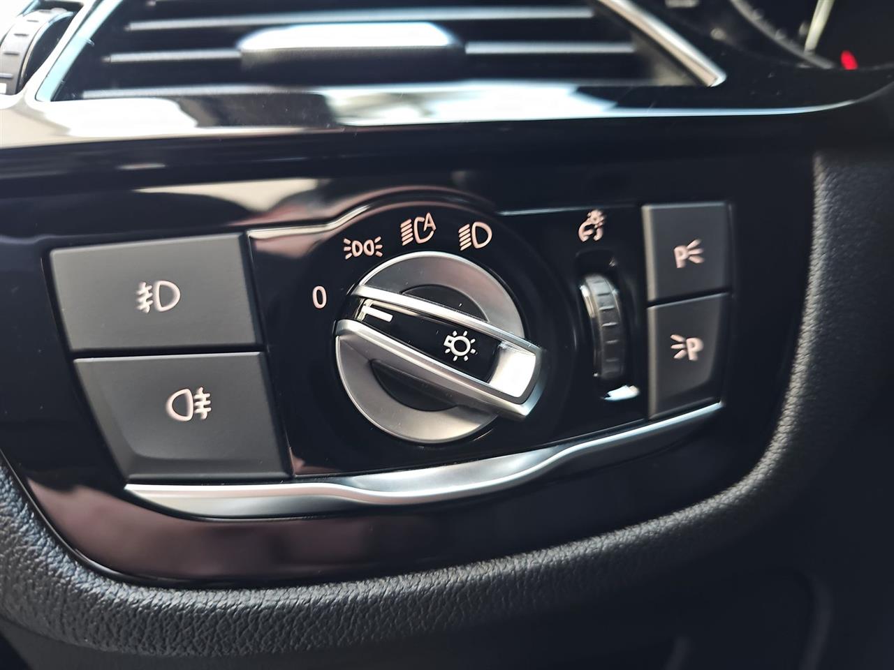 Bmw SERIA 5 520d xDrive Luxury Line aut 2019
