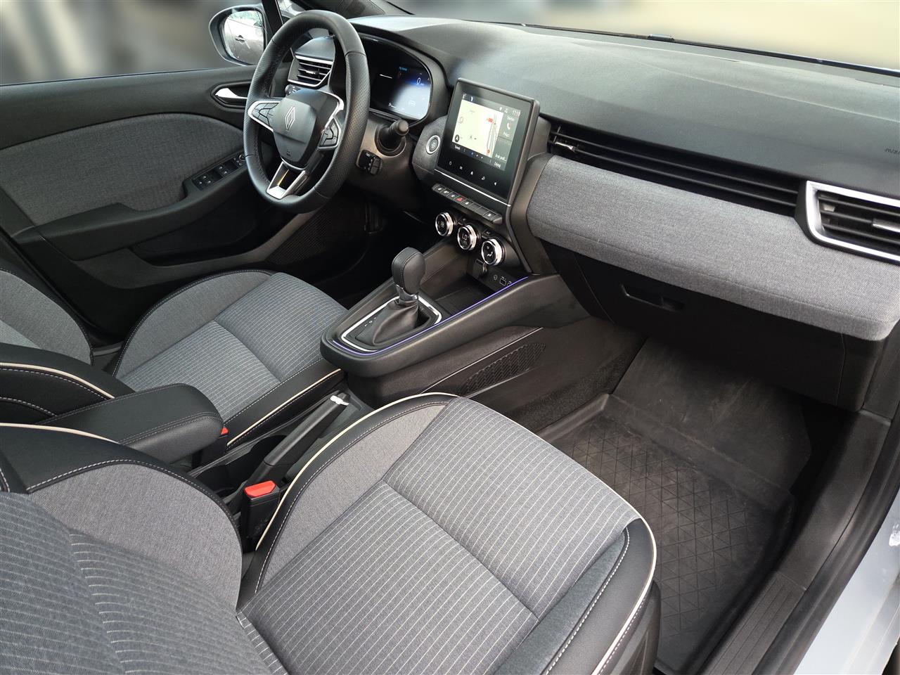 Renault CLIO Clio 1.0 TCe Techno X-Tronic 2024