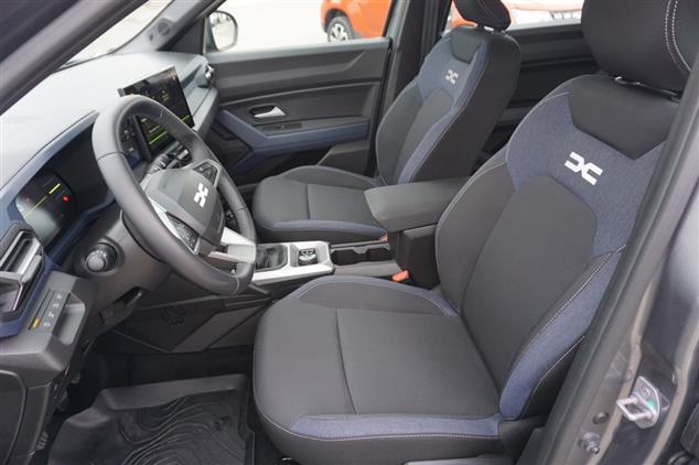 Dacia BIGSTER Bigster 1.2 TCe mHEV Expression 4x4 2025