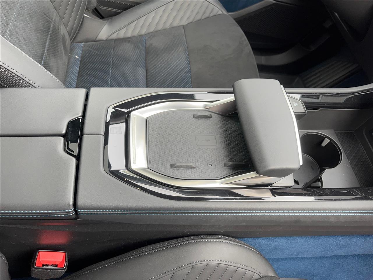 Renault RAFALE Rafale 1.2 E-Tech PHEV 4x4 300 atelier Alpine MMT 2025