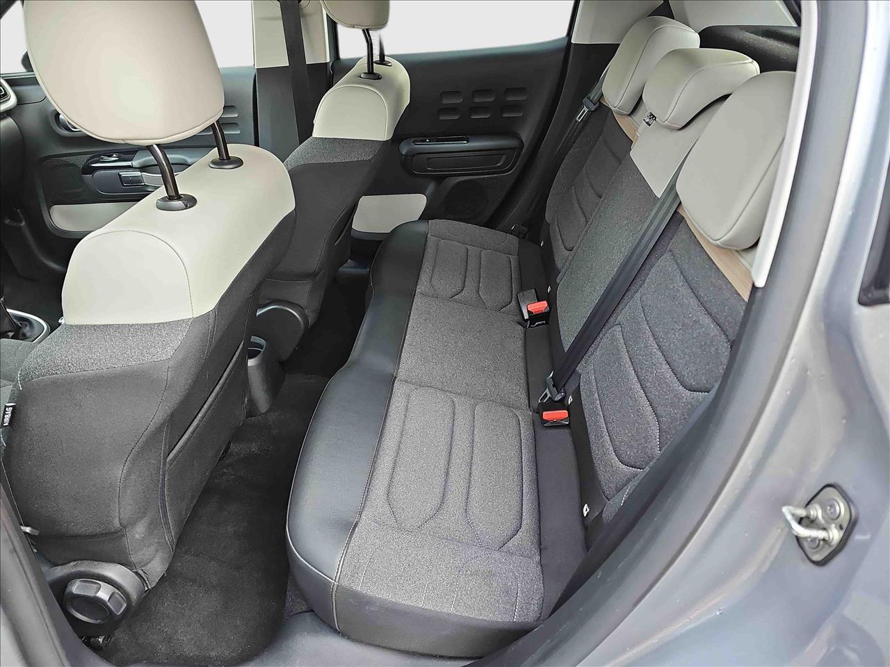 Citroen C3 C3 1.2 PureTech Shine 2022