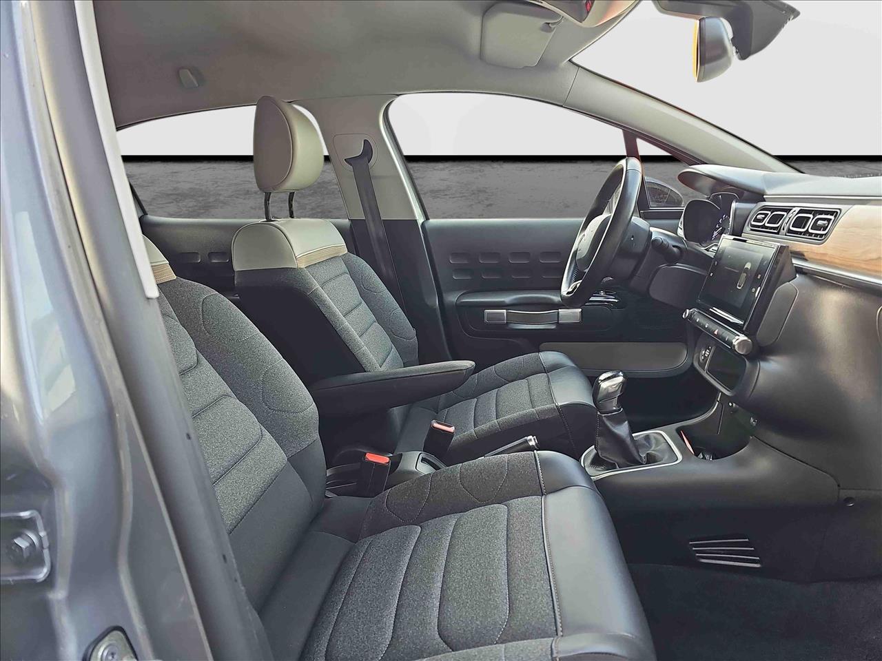 Citroen C3 C3 1.2 PureTech Shine 2022