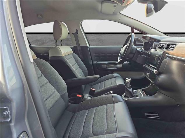 Citroen C3 C3 1.2 PureTech Shine 2022