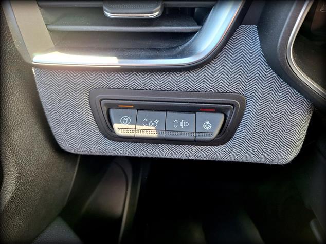 Renault CLIO Clio 1.0 TCe Techno LPG 2025