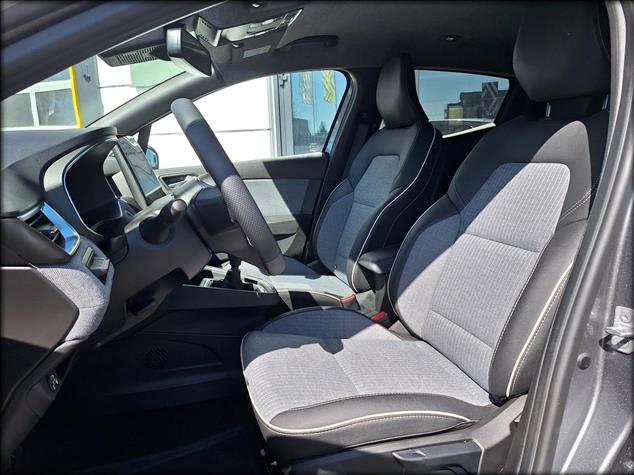 Renault CLIO Clio 1.0 TCe Techno LPG 2025