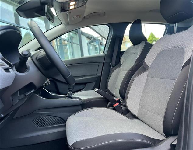 Renault CLIO Clio 1.0 TCe Evolution 2024