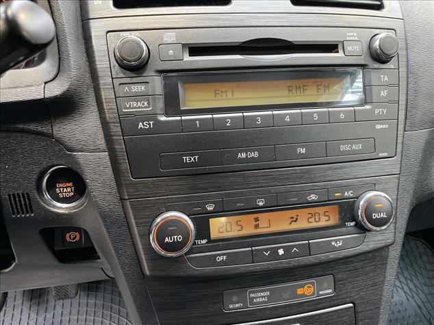 Toyota AVENSIS Avensis 2.0 Sol plus MS 2010