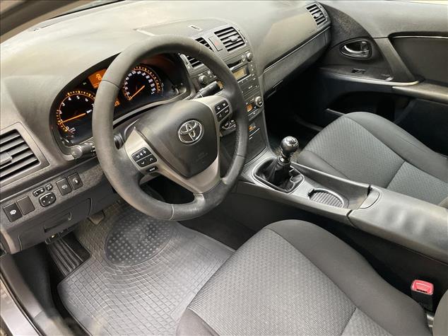Toyota AVENSIS Avensis 2.0 Sol plus MS 2010