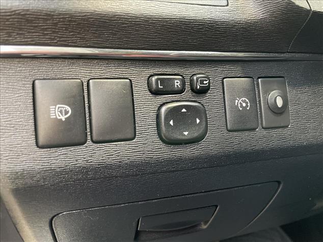 Toyota AVENSIS Avensis 2.0 Sol plus MS 2010