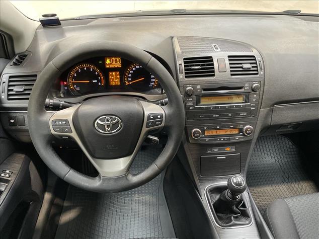 Toyota AVENSIS Avensis 2.0 Sol plus MS 2010