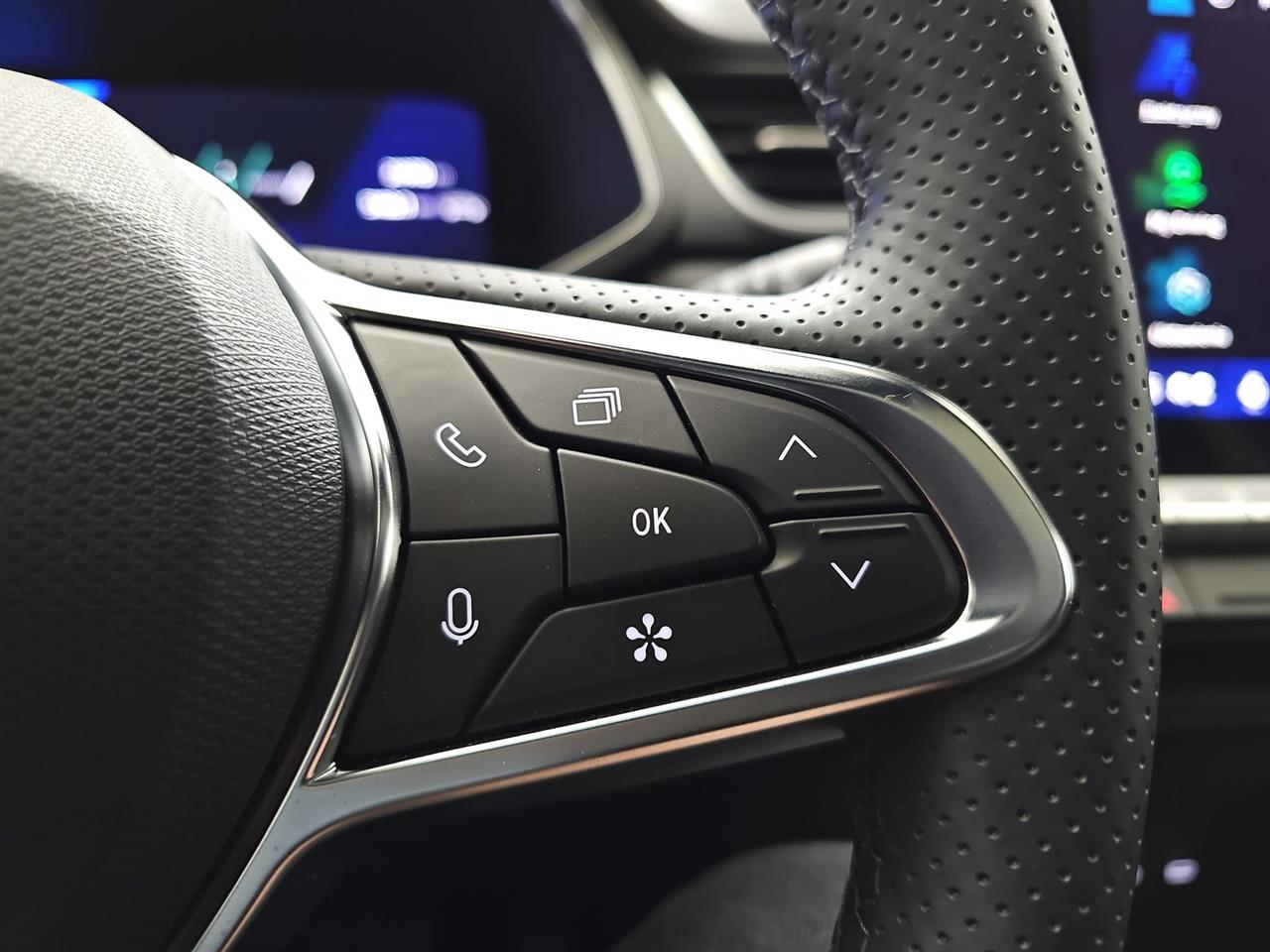 Renault SYMBIOZ Symbioz 1.6 E-Tech Full Hybrid 145 Iconic 2025
