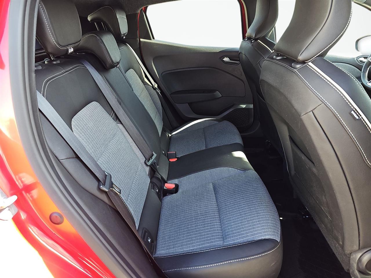 Renault CLIO Clio 1.0 TCe Techno LPG 2025