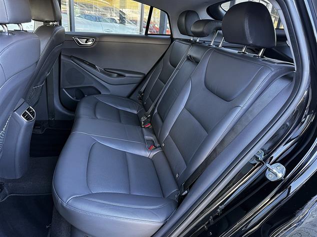Hyundai IONIQ Ioniq hybrid Platinum 2021