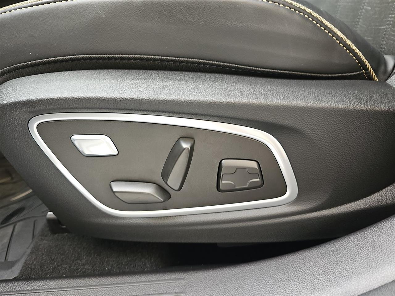 Renault AUSTRAL Austral 1.2 E-Tech Full Hybrid 200 Iconic MMT 2025