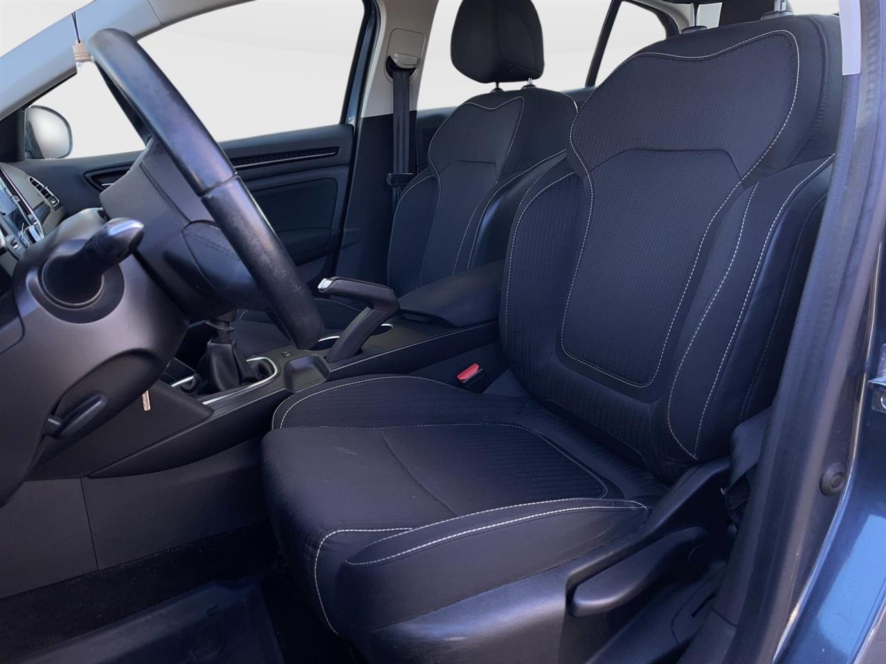 Renault MEGANE Megane 1.6 SCe Limited 2016