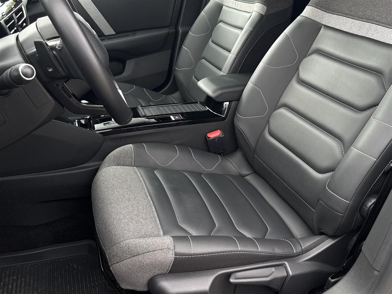 Citroen C4 C4 1.2 PureTech Shine S&S EAT8 2021
