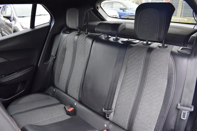 Peugeot 2008 2008 PureTech 130 Allure S&S EAT8 2024