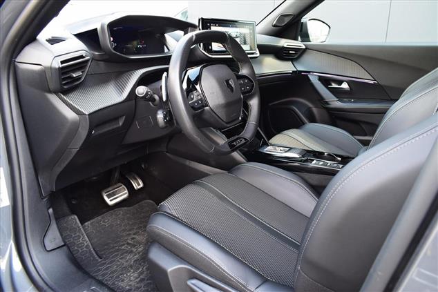 Peugeot 2008 2008 PureTech 130 GT S&S EAT8 2024