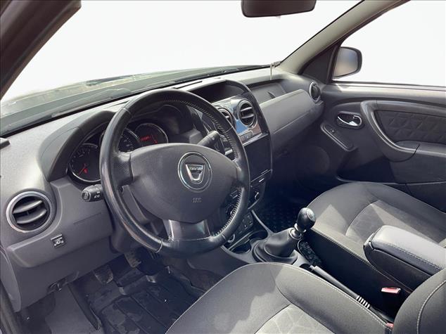 Dacia DUSTER Duster 1.6 SCe Laureate 4x4 S&S 2015