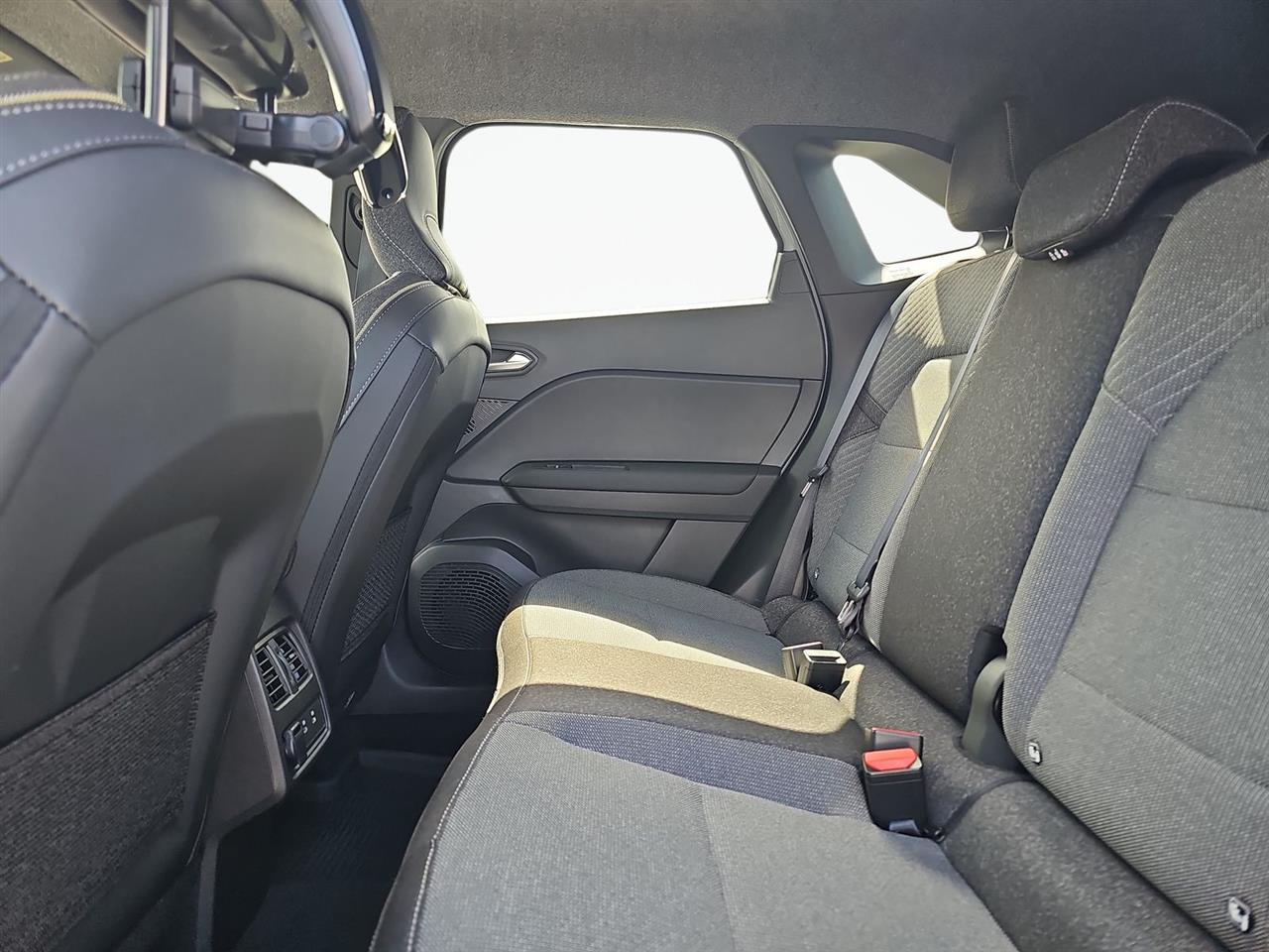 Renault SYMBIOZ Symbioz 1.6 E-Tech Full Hybrid 145 Techno 2025
