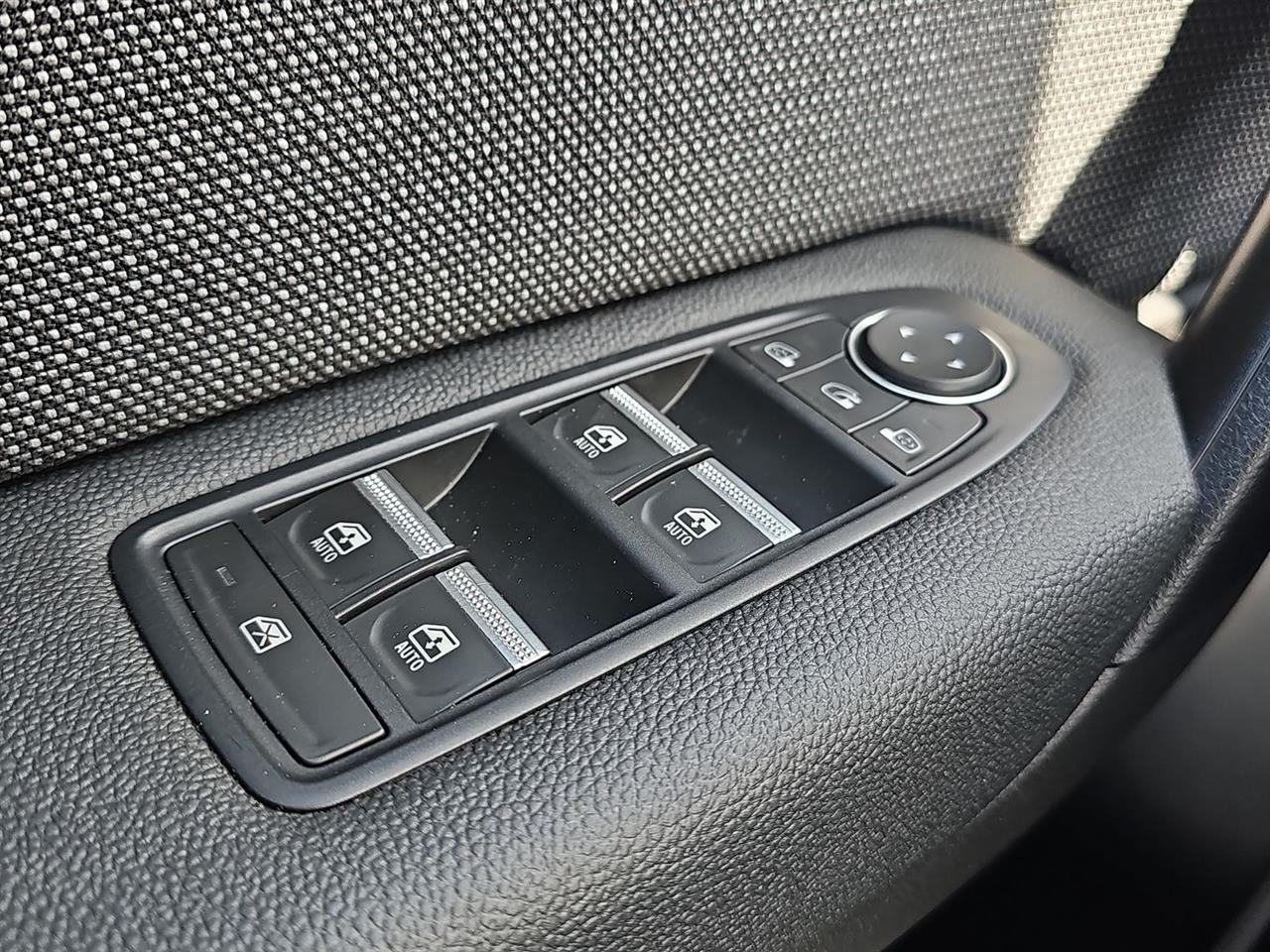 Renault SYMBIOZ Symbioz 1.6 E-Tech Full Hybrid 145 Techno 2025