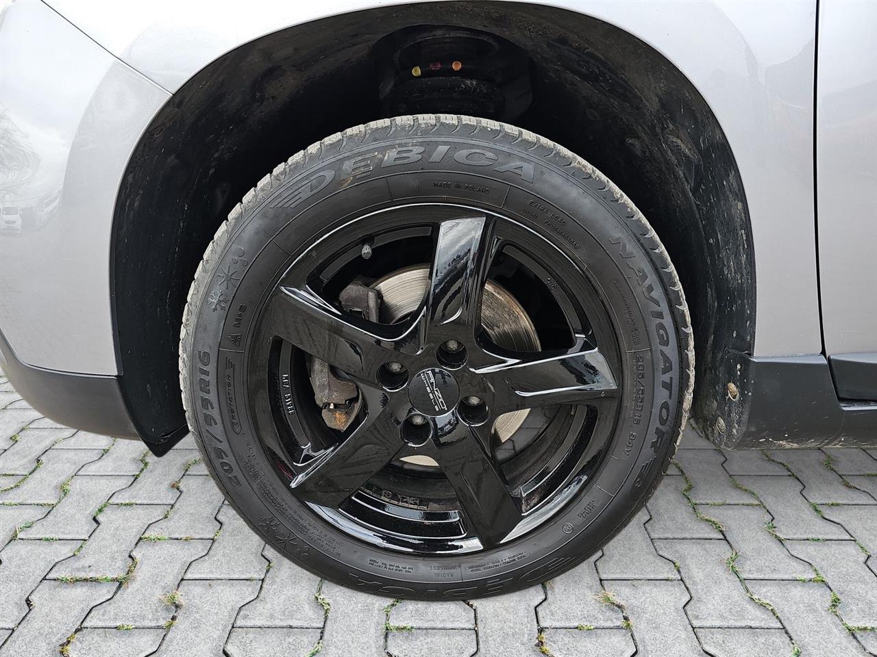 Peugeot 2008 2008 1.2 Pure Tech Active S&S 2016