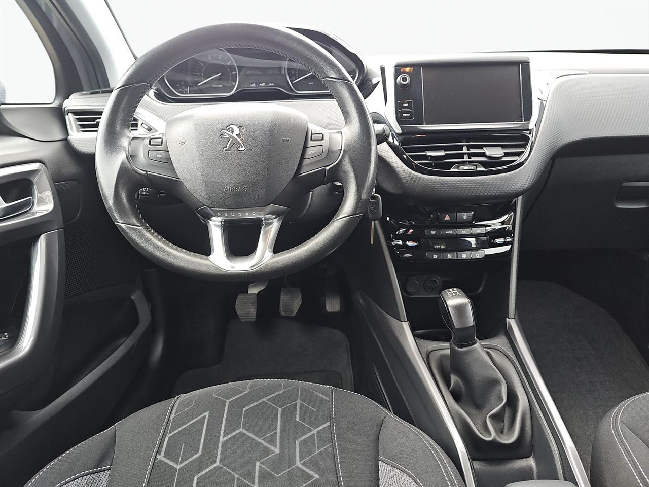 Peugeot 2008 2008 1.2 Pure Tech Active S&S 2016