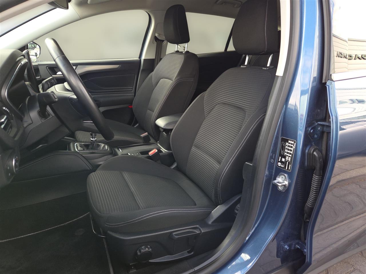 Ford FOCUS Focus 1.0 EcoBoost mHEV Titanium X 2024
