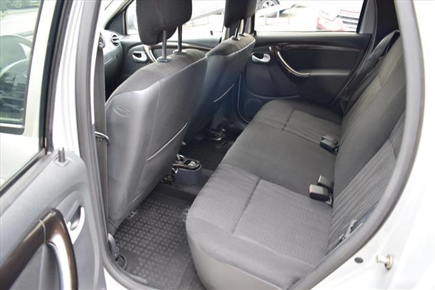 Dacia DUSTER Duster 1.6 Laureate 2010