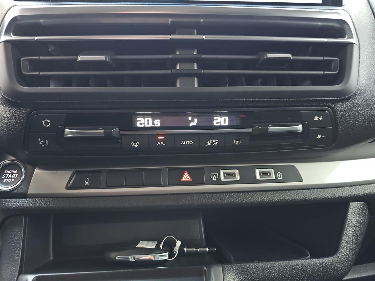 Citroen SPACETOURER SpaceTourer 2.0 BlueHDi XL Plus EAT8 2025
