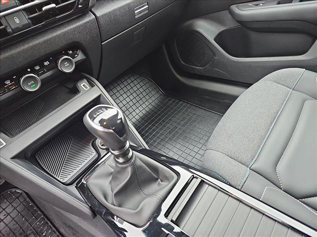 Citroen C4 C4 1.2 PureTech Max S&S 2023