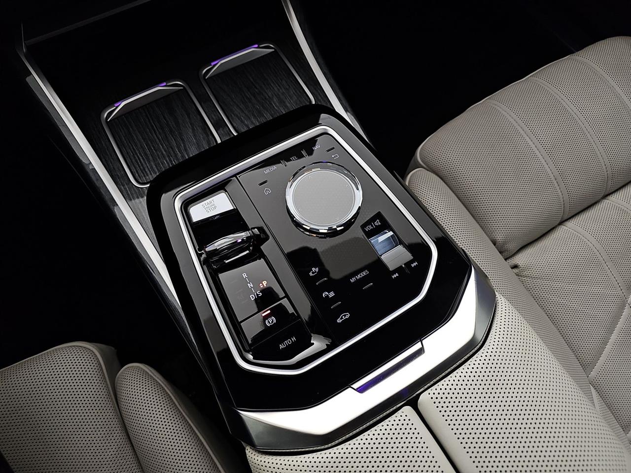 Bmw SERIA 7 740d xDrive mHEV M Sport sport-aut 2023