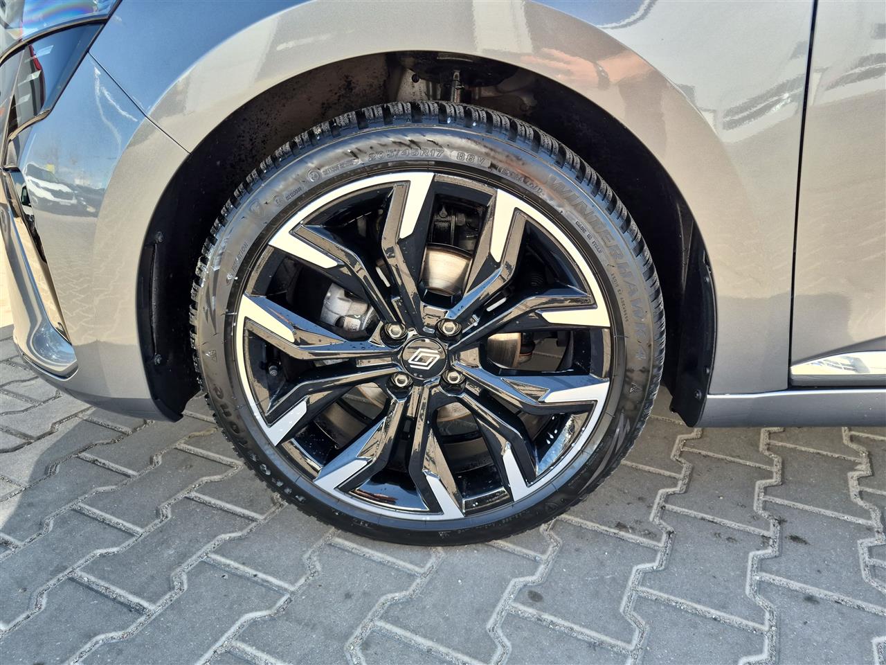 Renault CLIO Clio 1.0 TCe Generation LPG 2025