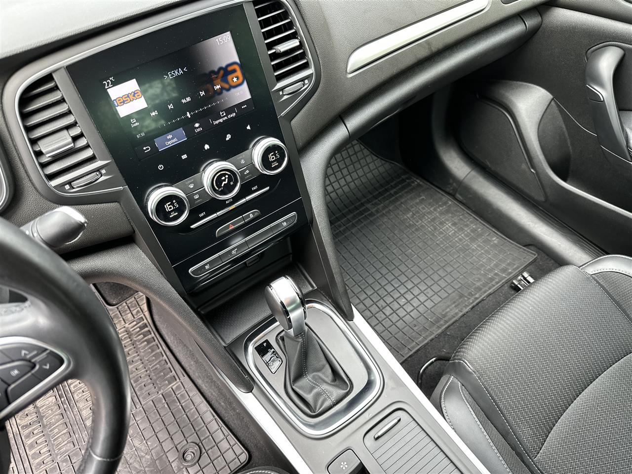 Renault MEGANE Megane 1.3 TCe Intens EDC 2022