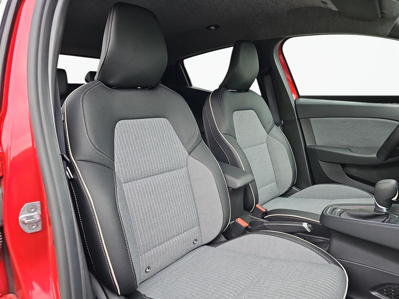 Renault CLIO Clio 1.6 E-TECH Full Hybrid 145 Techno 2025