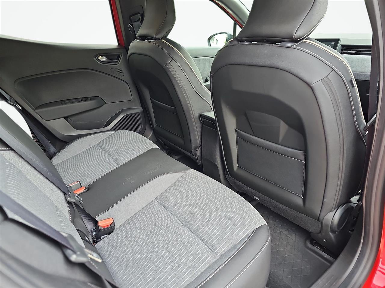 Renault CLIO Clio 1.6 E-TECH Full Hybrid 145 Techno 2025
