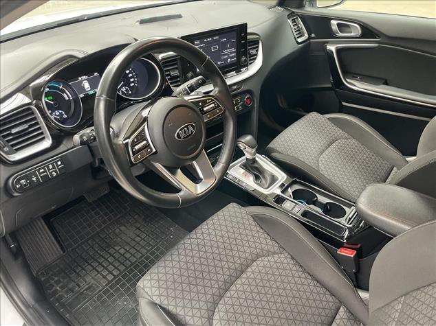 Kia CEE'D Ceed 1.6 GDI PHEV L DCT 2021