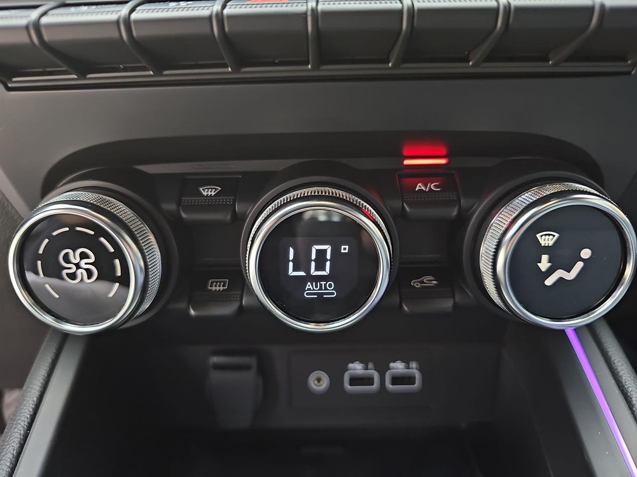 Renault CLIO Clio 1.0 TCe Techno LPG 2025