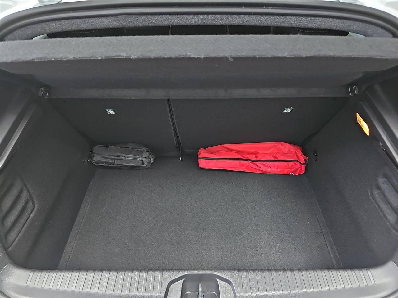 Renault CLIO Clio 1.0 TCe Techno LPG 2025