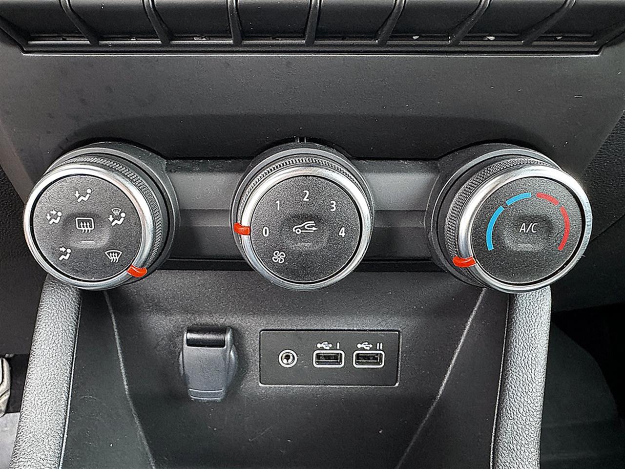 Renault CLIO Clio 1.0 TCe Evolution 2024