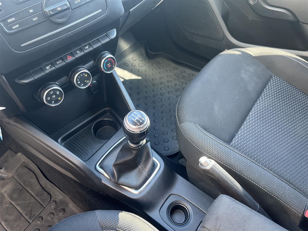 Dacia DUSTER Duster 1.6 SCe Essential 2018