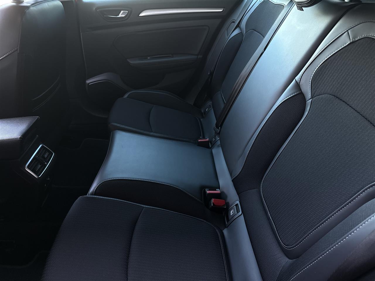 Renault MEGANE Megane 1.3 TCe FAP Techno EDC 2022