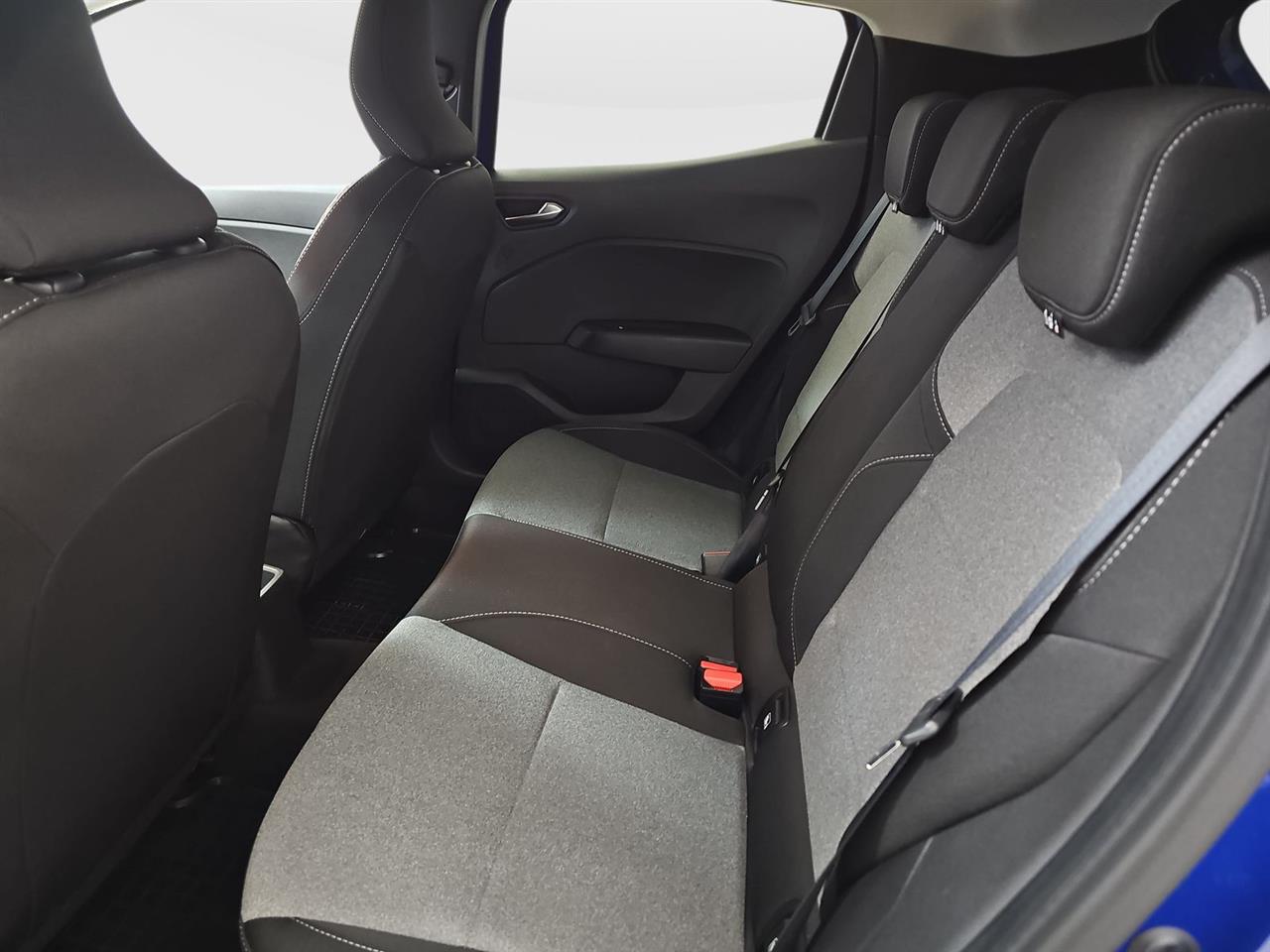 Renault CLIO Clio 1.0 TCe Evolution 2024